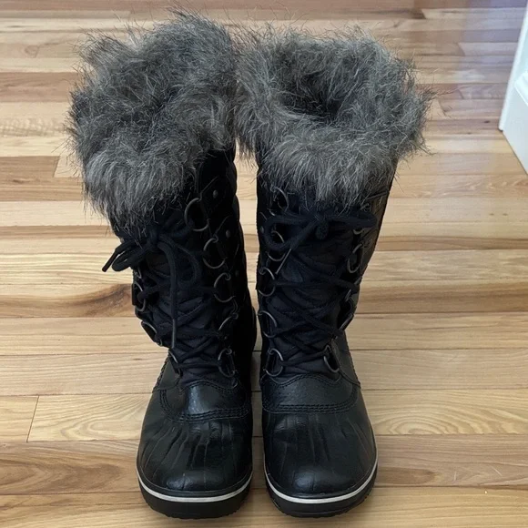 Sorel Tofino Black Fur Lined Boot Size 7 - Picture 2 of 8